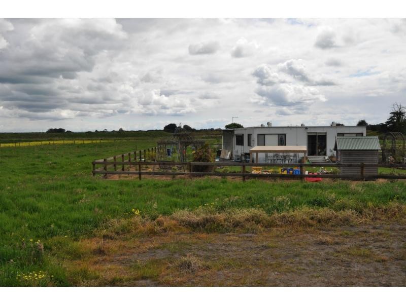 275 McDonald Drain Road, Koo Wee Rup VIC 3981