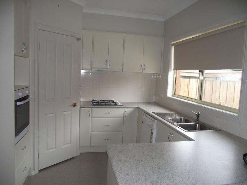 Unit 1/9 Cambridge Street, Lang Lang VIC 3984