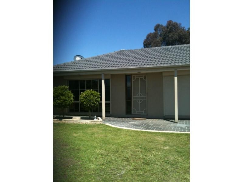 45 James Street, Lang Lang VIC 3984