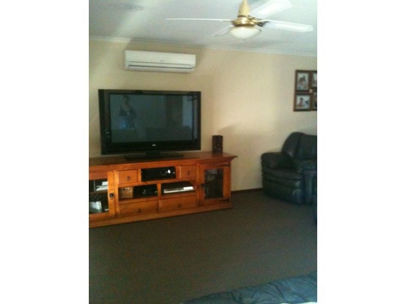 45 James Street, Lang Lang VIC 3984