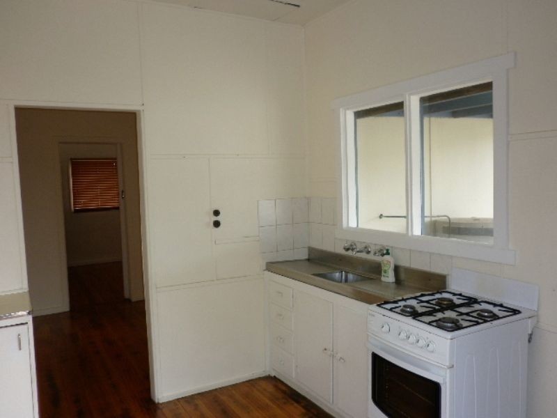 27 Bergin Grove, San Remo VIC 3925