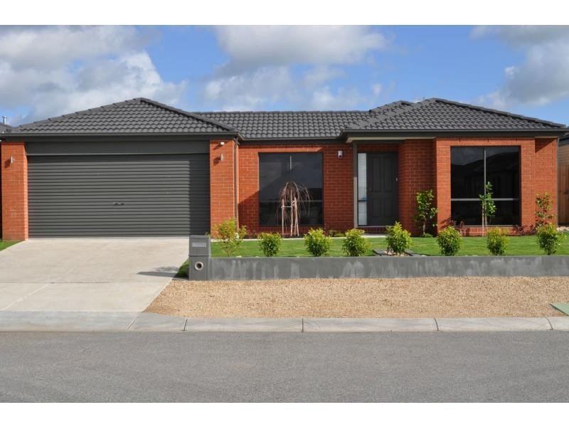 11 Luke Court, Koo Wee Rup VIC 3981