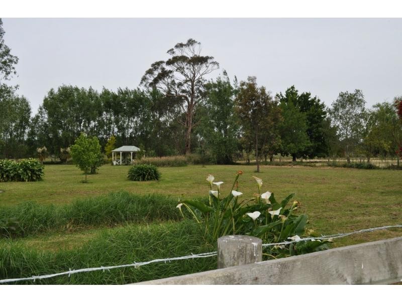 56 Hatchs Road, Nyora VIC 3987