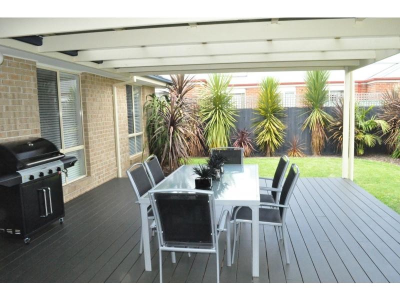 Unit 9/8a Henry Street, Koo Wee Rup VIC 3981