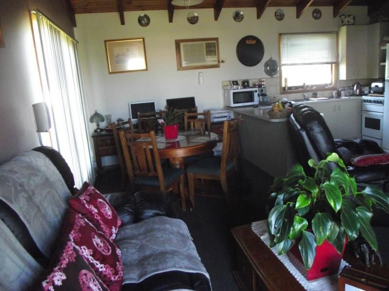 7 Helen Street, Pioneer Bay VIC 3984