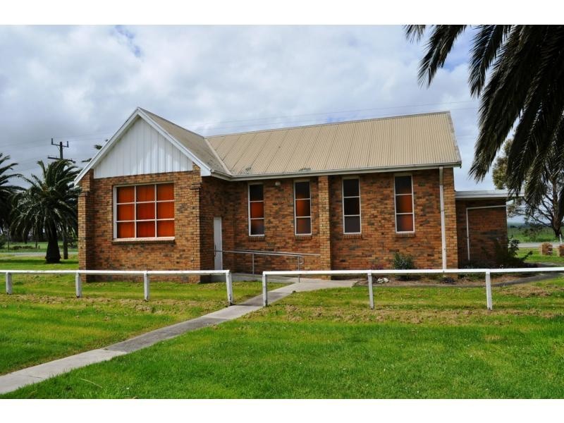 255 Heads Road, Yannathan VIC 3981