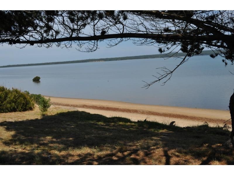 22 Foreshore Road, Jam Jerrup VIC 3984