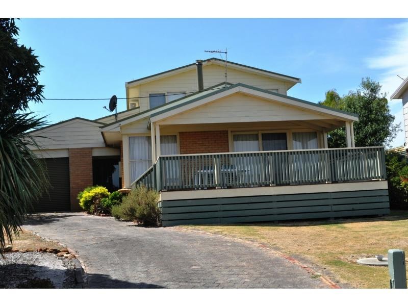 22 Foreshore Road, Jam Jerrup VIC 3984