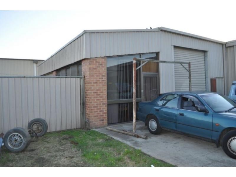 1/124 Denhams Road, Koo Wee Rup VIC 3981
