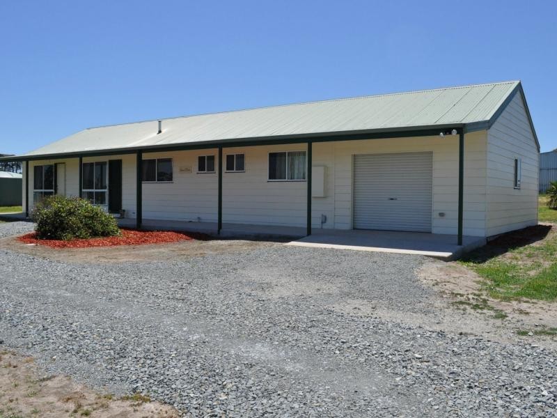 204 Bay Road, Jam Jerrup VIC 3984