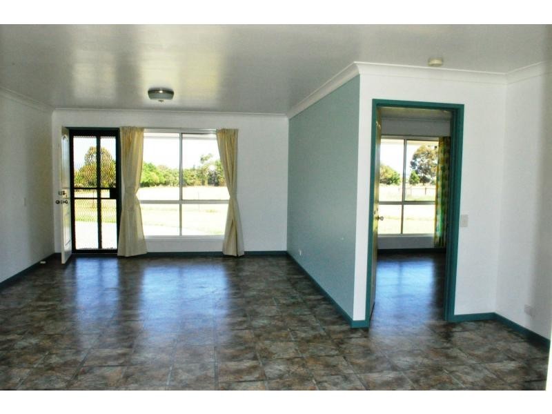 204 Bay Road, Jam Jerrup VIC 3984