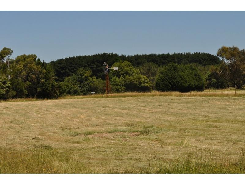 204 Bay Road, Jam Jerrup VIC 3984