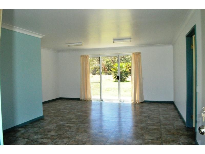 204 Bay Road, Jam Jerrup VIC 3984