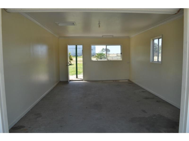 204 Bay Road, Jam Jerrup VIC 3984