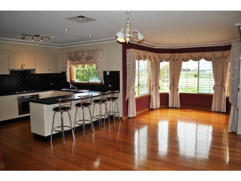 25 Supreme Close, Koo Wee Rup VIC 3981