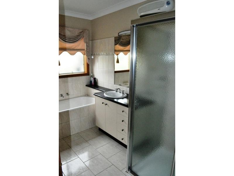 25 Supreme Close, Koo Wee Rup VIC 3981