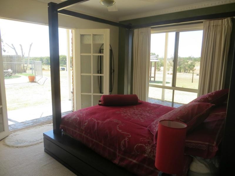 40 Nyora St Heliers Road, Loch VIC 3945