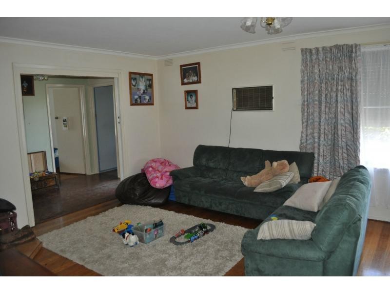 32 Henry Street, Koo Wee Rup VIC 3981