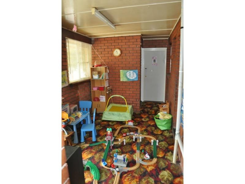 32 Henry Street, Koo Wee Rup VIC 3981
