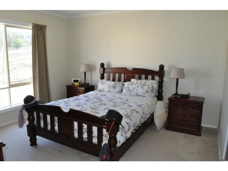 8 Mia Crescent, Nyora VIC 3987