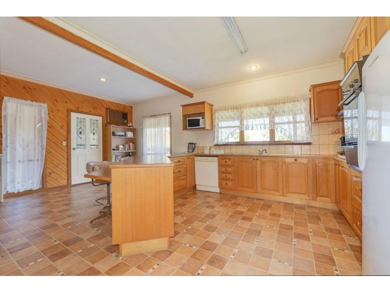 130 Longwarry Drouin Road, Longwarry VIC 3816