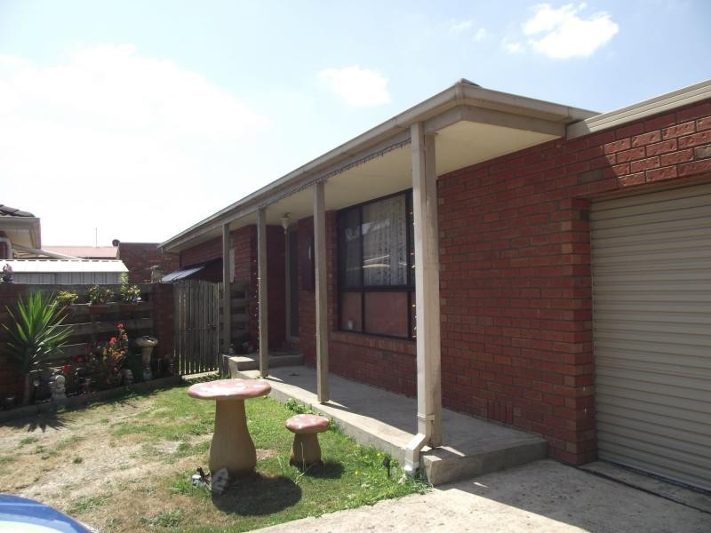 3/3 Boormani Court, Koo Wee Rup VIC 3981