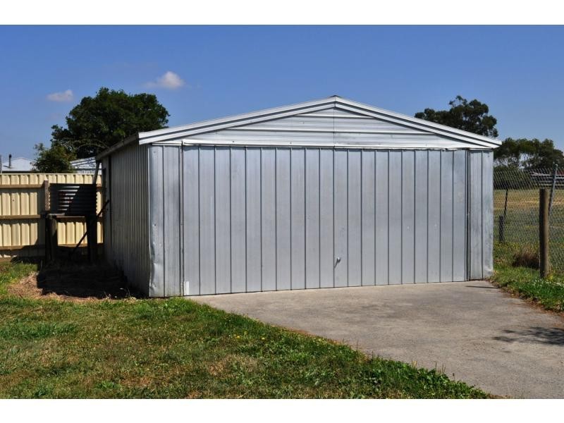 2 Hewson Street, Nyora VIC 3987