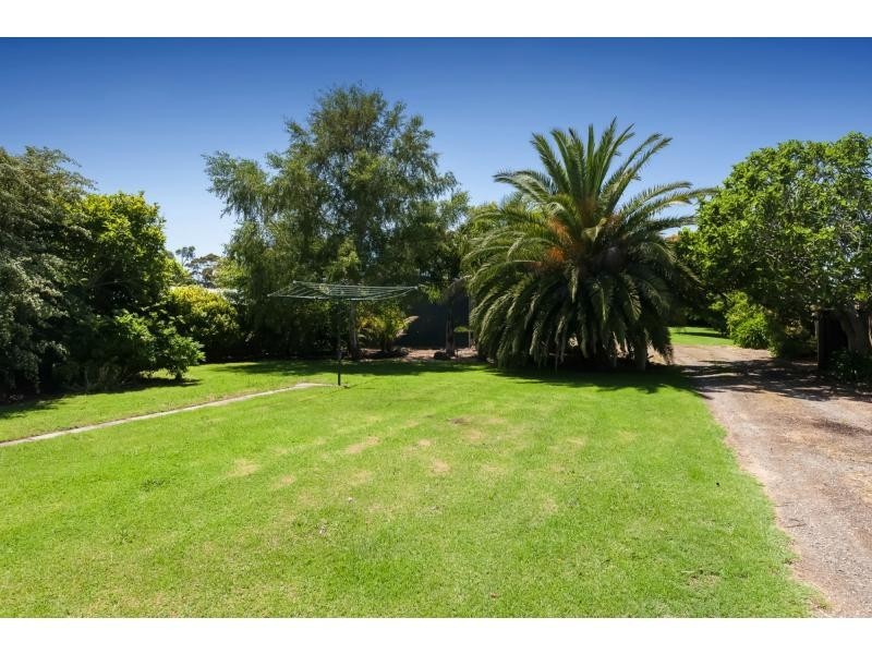 28 Foreshore Road, Jam Jerrup VIC 3984