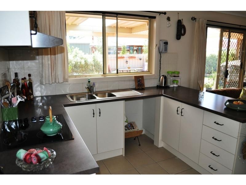 60 Bailey Boulevard, Koo Wee Rup VIC 3981