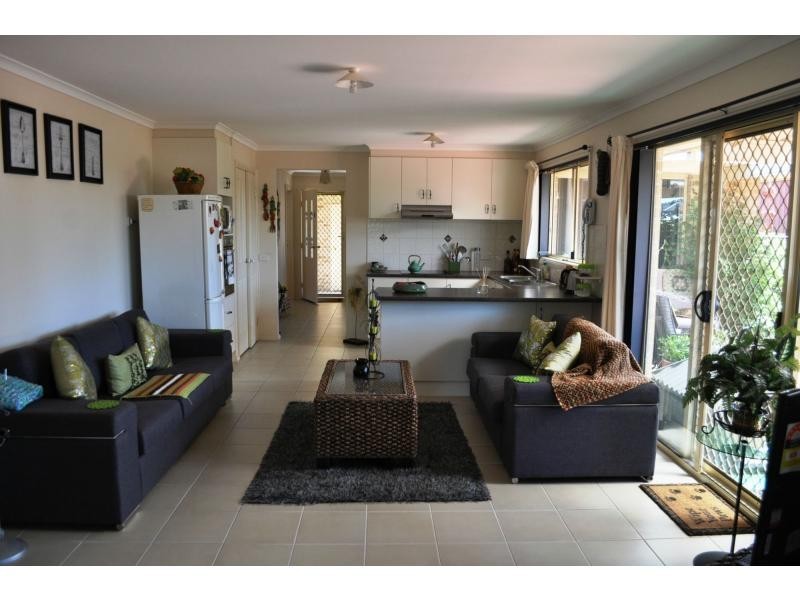 60 Bailey Boulevard, Koo Wee Rup VIC 3981