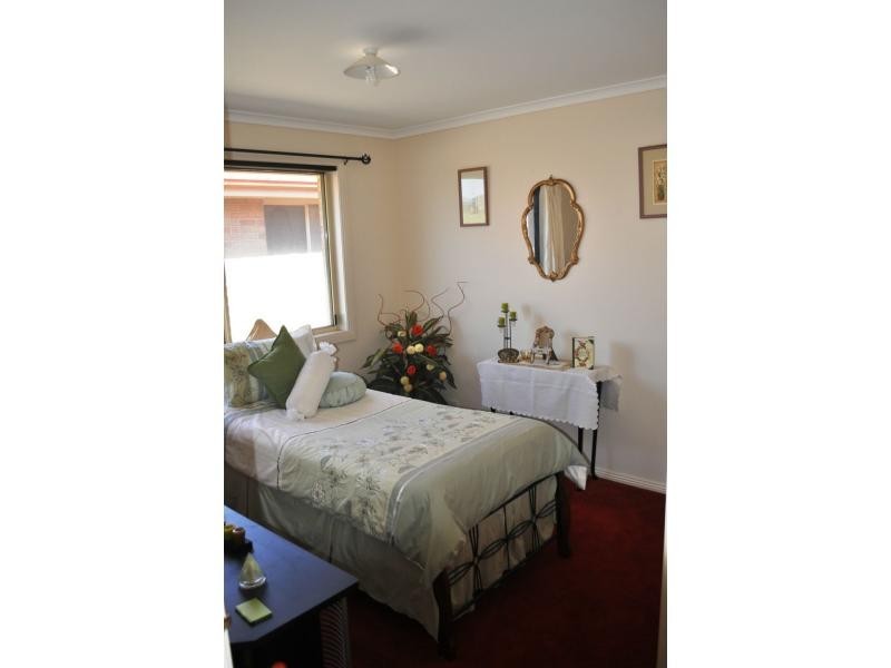 60 Bailey Boulevard, Koo Wee Rup VIC 3981