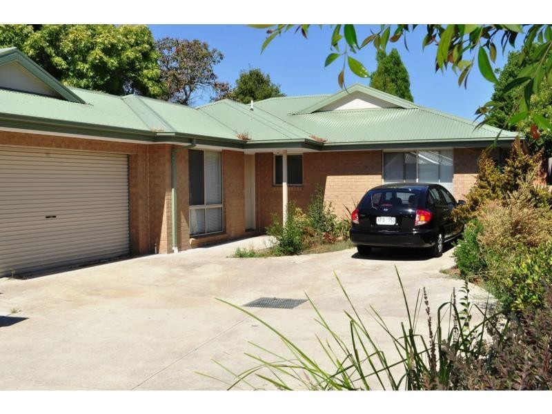 Unit 2/42 Westernport Road, Lang Lang VIC 3984