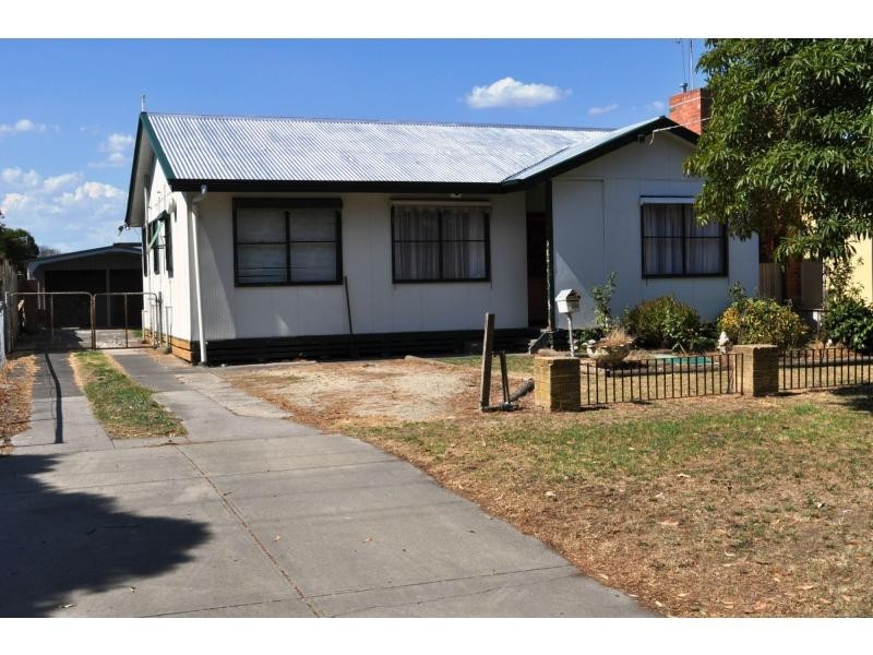 22 Salisbury Street, Lang Lang VIC 3984