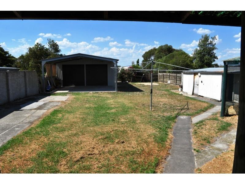 22 Salisbury Street, Lang Lang VIC 3984