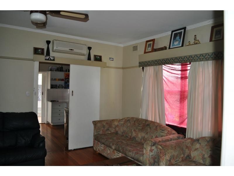 30 Station Street, Lang Lang VIC 3984