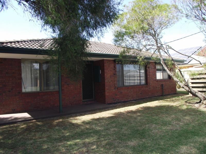 1/15 John Street, Koo Wee Rup VIC 3981