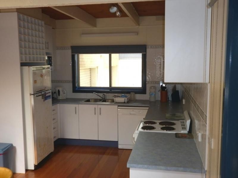 5a Thomas Street, San Remo VIC 3925