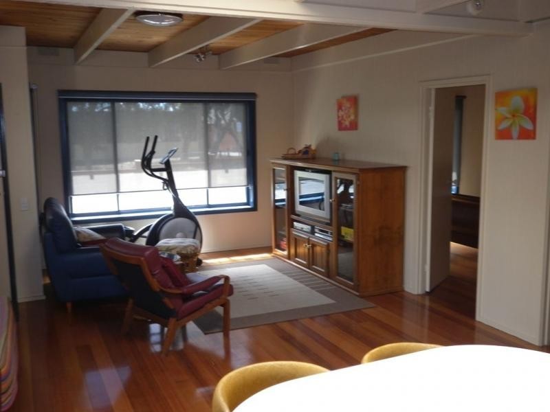 5a Thomas Street, San Remo VIC 3925