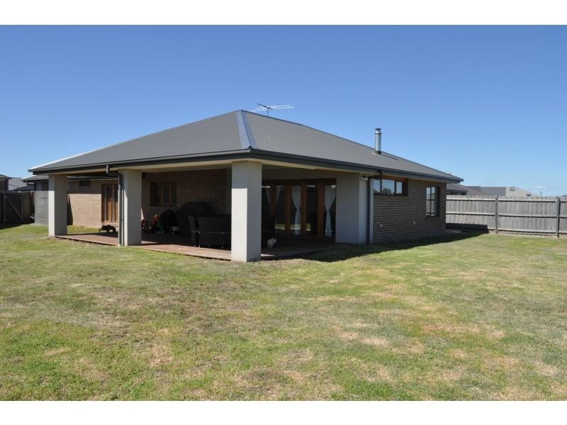 14 Dwyer Court, Koo Wee Rup VIC 3981