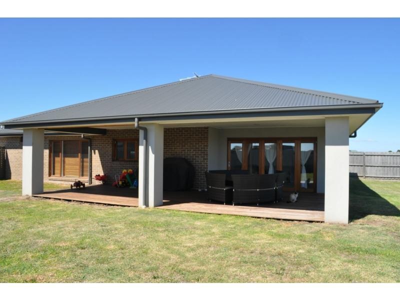 14 Dwyer Court, Koo Wee Rup VIC 3981
