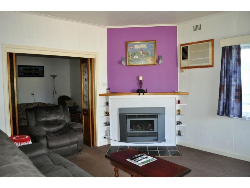 2 Whitstable Street, Lang Lang VIC 3984