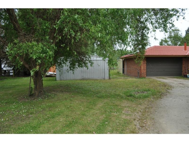 56 Hatchs Road, Nyora VIC 3987