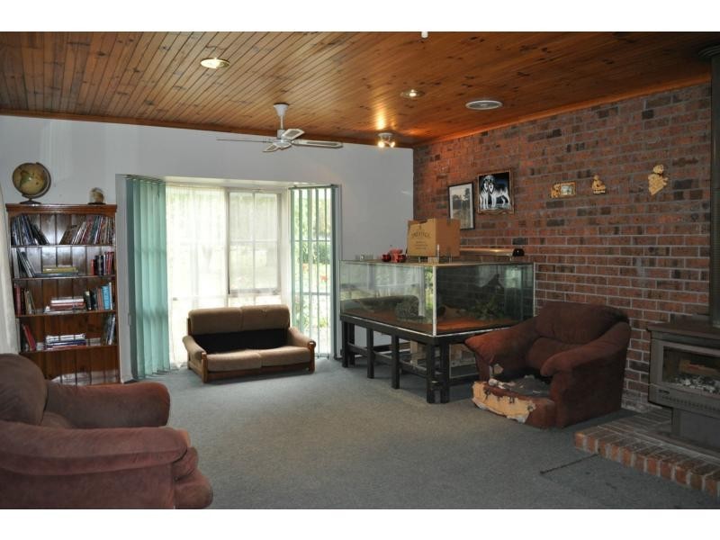 56 Hatchs Road, Nyora VIC 3987