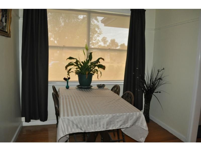 27 Henry Street, Koo Wee Rup VIC 3981