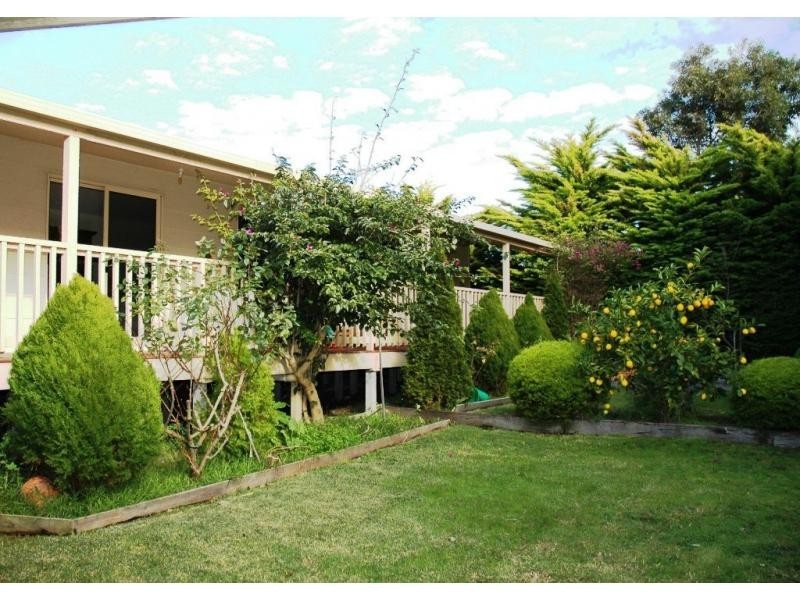 24 The Esplanade, Cape Woolamai VIC 3925