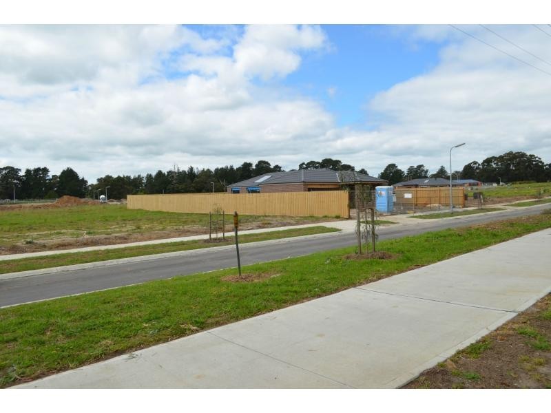 L00 Whitehill Estate, Lang Lang VIC 3984
