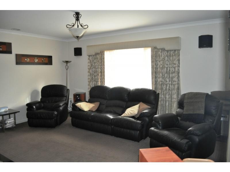 28 Milla Way, Koo Wee Rup VIC 3981