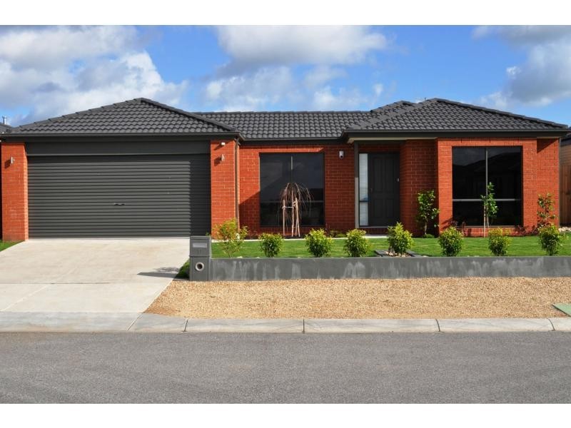 11 Luke Court, Koo Wee Rup VIC 3981