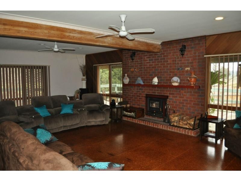 130 Longwarry Drouin Road, Longwarry VIC 3816