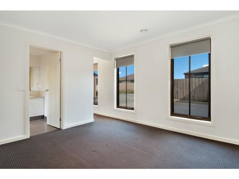 22a Walmac Close, Tooradin VIC 3980